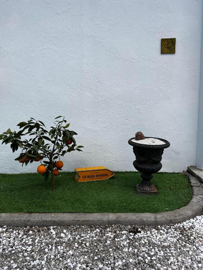 Hotel Bleu Riviera Cagnes-sur-Mer Buitenkant foto