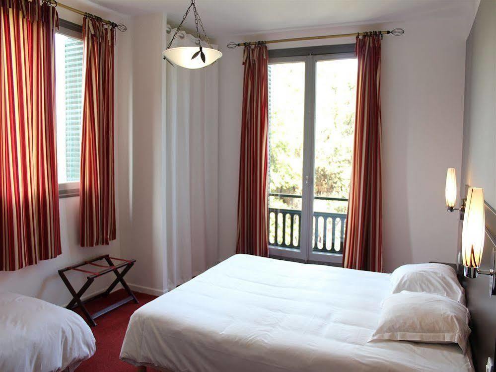Hotel Bleu Riviera Cagnes-sur-Mer Buitenkant foto