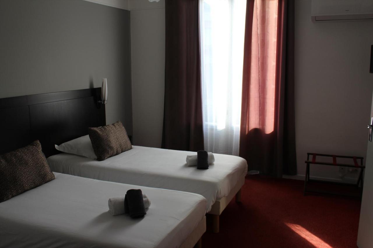 Hotel Bleu Riviera Cagnes-sur-Mer Buitenkant foto