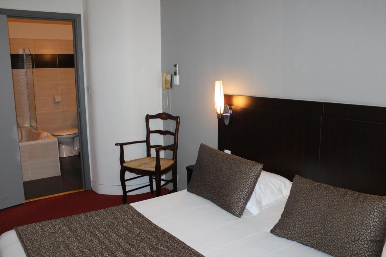Hotel Bleu Riviera Cagnes-sur-Mer Buitenkant foto