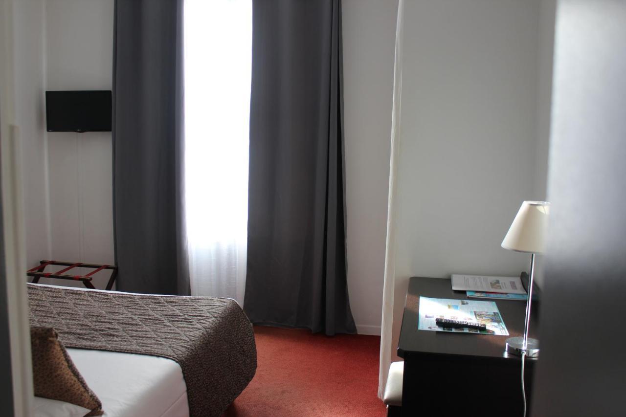 Hotel Bleu Riviera Cagnes-sur-Mer Buitenkant foto